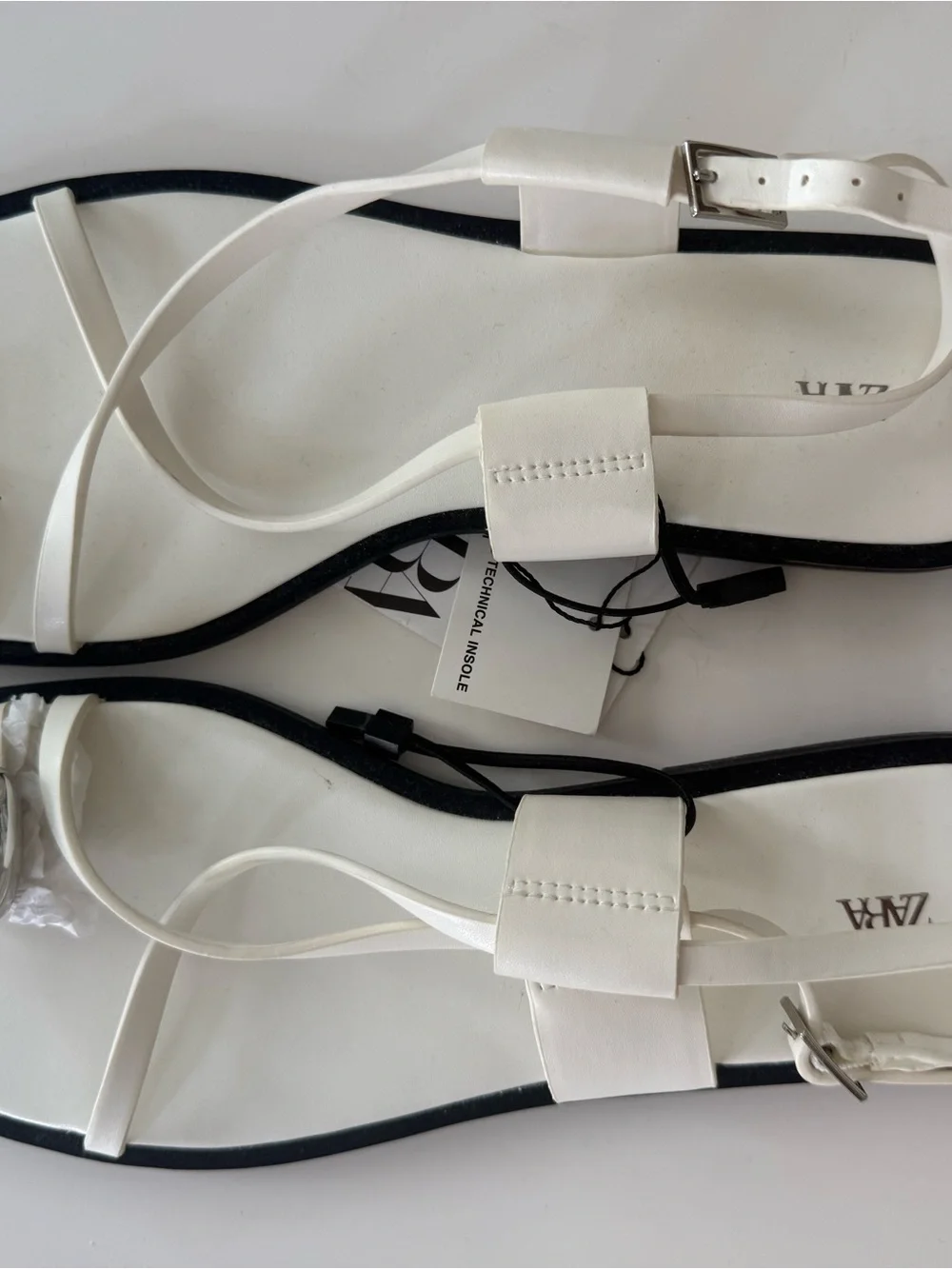 NEW Zara White Strappy Flat Sandals with Silver Toe Ring Accent